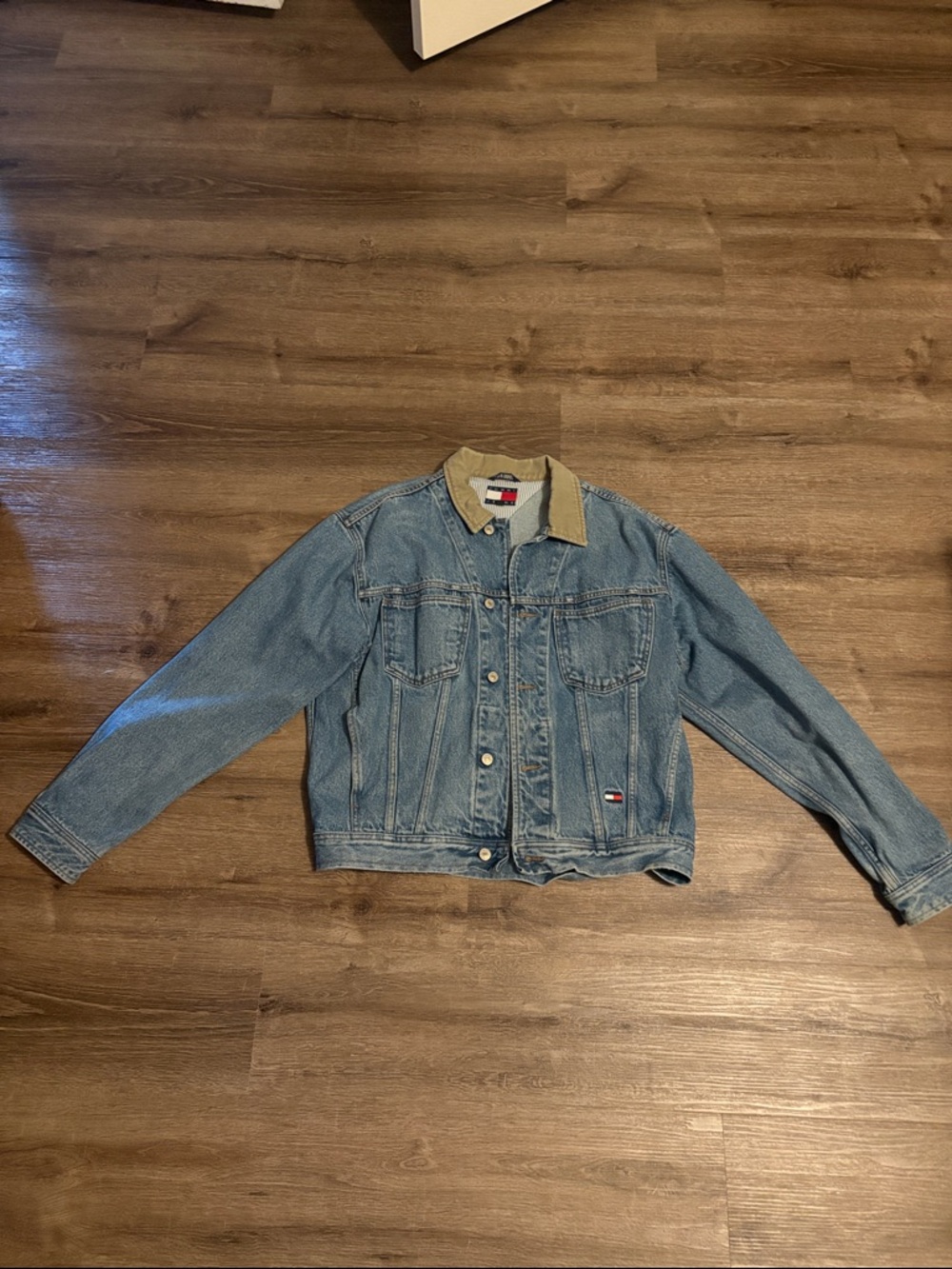 Tommy Hilfiger Light Blue Denim Jacket with Tan Collar